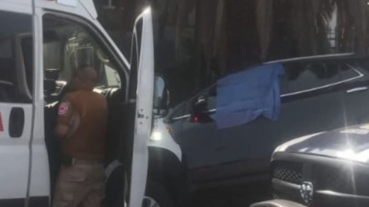 Asesinan a un hombre en Iztacalco; una mujer resultó herida